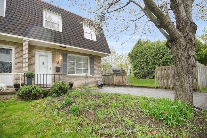 9 Ardsley Road — photo 1