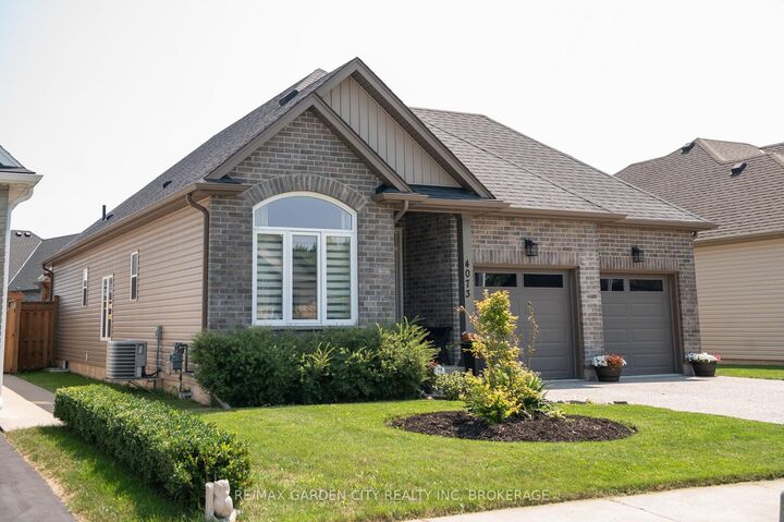 4073 Village Creek Drive — photo 1
