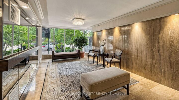 Property Photo: 55 Skymark Drive 2704 ON M2H 3N4