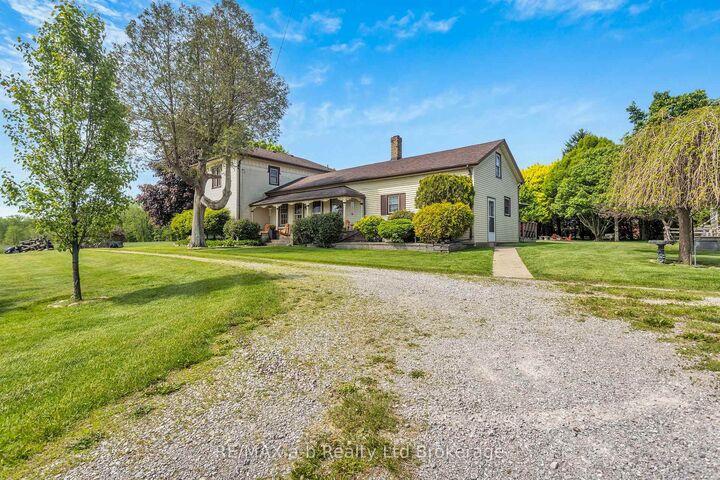 1813 Norfolk County 19 Road W — photo 1