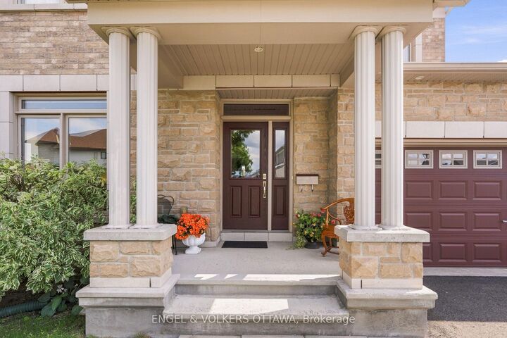 Property Photo: 502 Caracole Way ON K4A 0W3