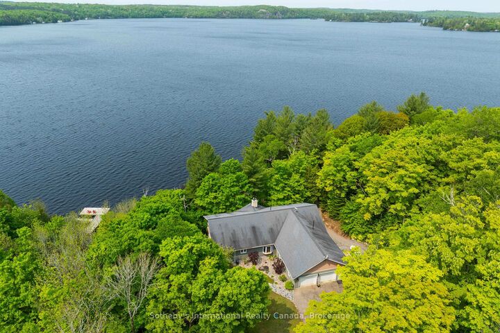276 Jeffrey Road N — photo 1