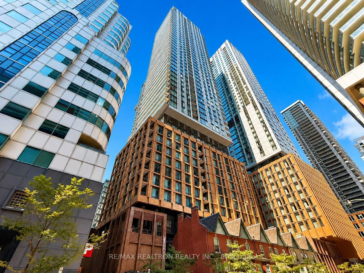 Property Photo: 8 Widmer Street 4303 ON M5V 0W6