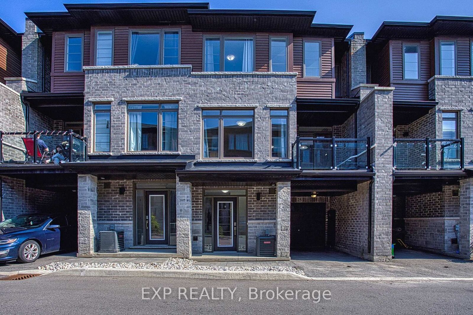 Property Photo: 5000 Connor Drive 25 ON L3J 0T4