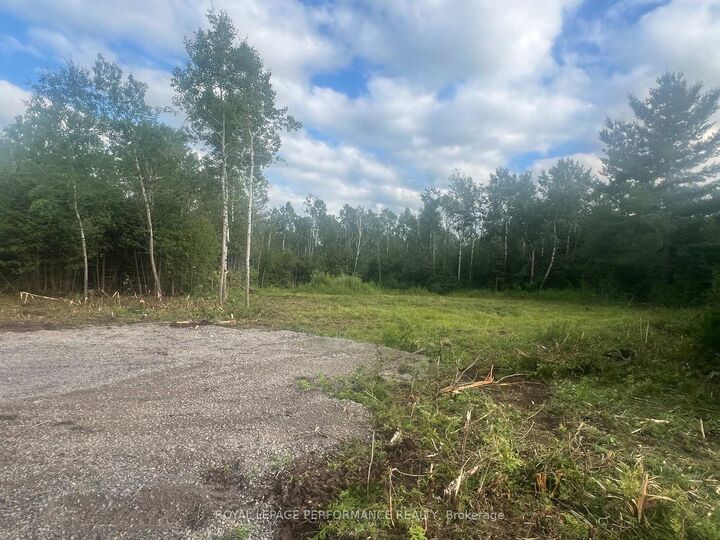 Property Photo:  1204 Pioneer Road  ON K0G 1N0 