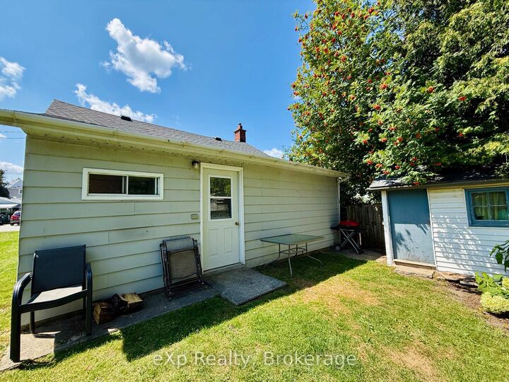 Property Photo:  177 Elgin Street  ON N0H 2C0 