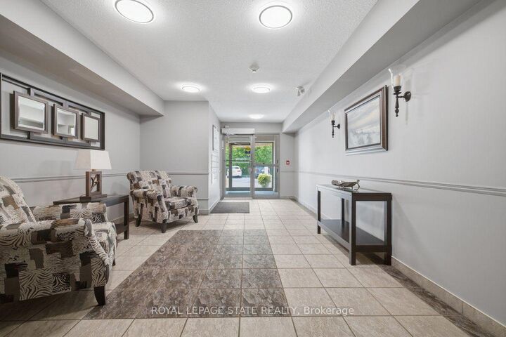 Property Photo: 12 St Andrew Street 101 ON N0A 1N1