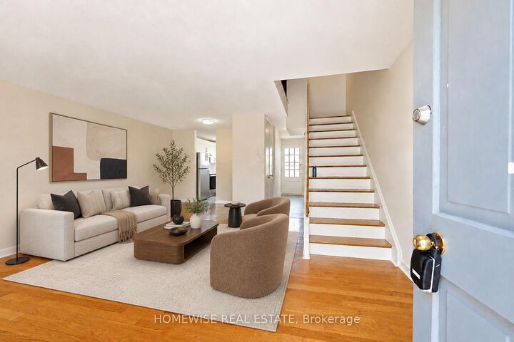 Property Photo:  1400 Winding Trail 33  ON L4X 1W9 