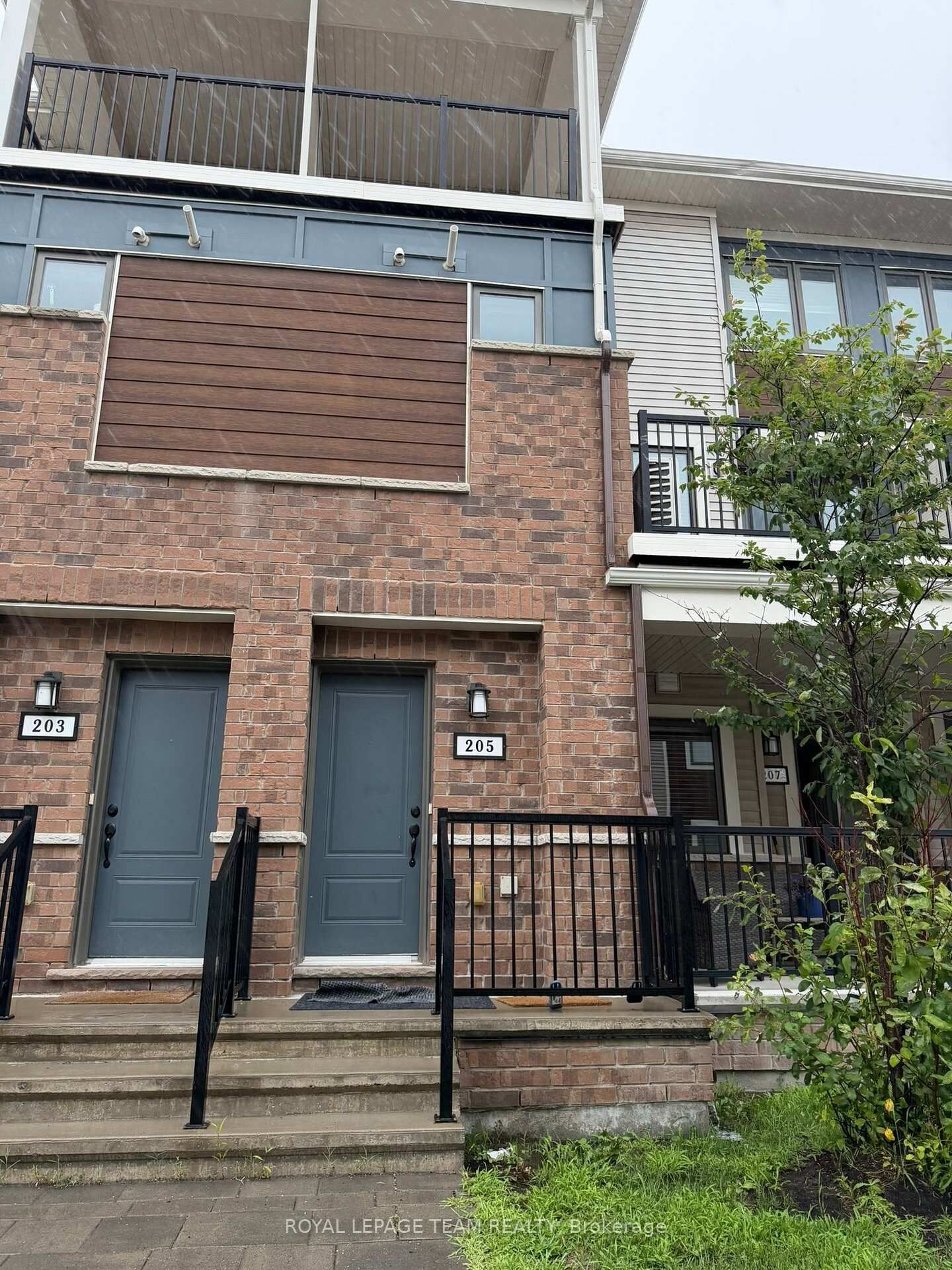 Property Photo:  205 Zenith Private  ON K2J 6N3 