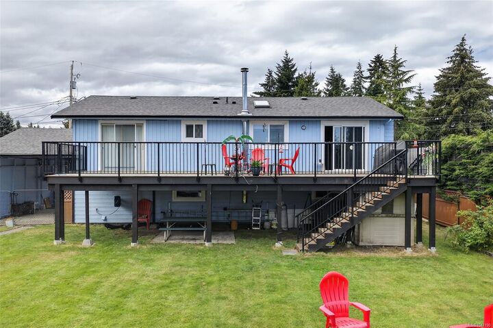 Property Photo: 1215 Gilley Cres BC V9P 1W4