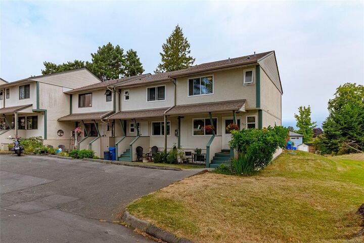 Property Photo: 640 Broadway St #807 BC V8Z 2G4