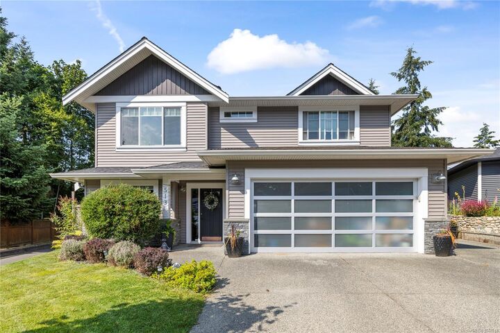 513 Martina Way — photo 1