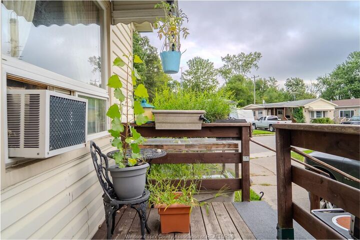 Property Photo: 293 Forest Place ON N8M 2B7