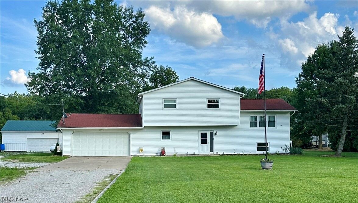 Property Photo: 22551 Indian Hollow Road OH 44090