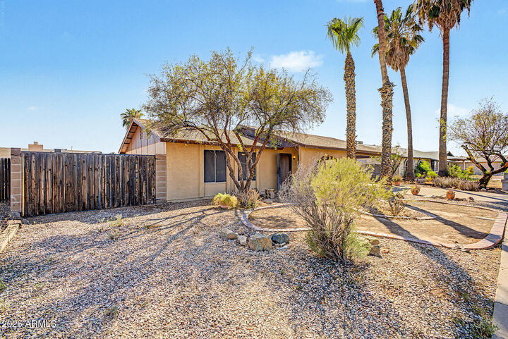 Property Photo: 515 W Greentree Drive AZ 85225