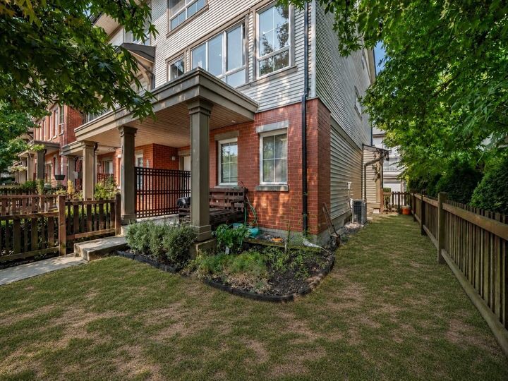 19505 68A Avenue 128 — photo 1