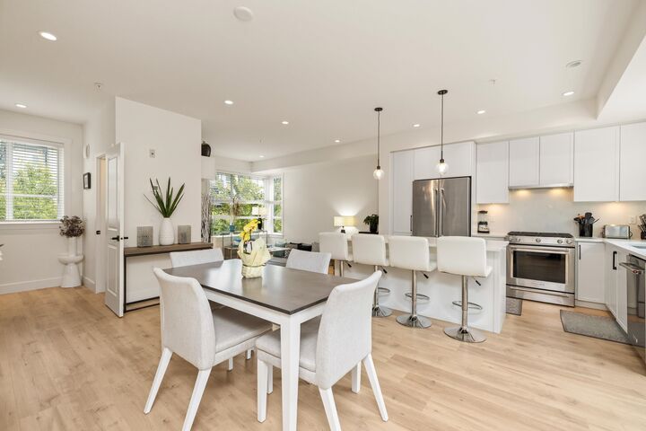 Property Photo: 19935 75A Avenue 6 BC V2Y 4L5