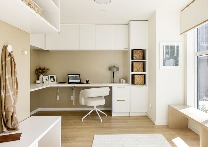 Property Photo: 2350 165 Street 111 BC V3Z 1J9