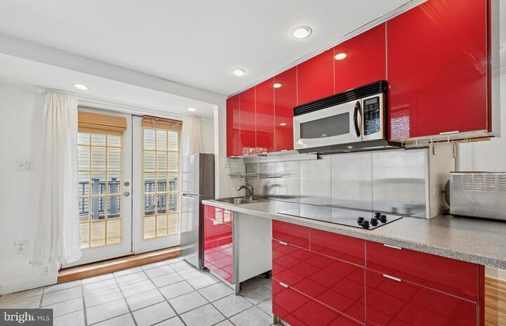 Property Photo:  2621 Sepviva Street  PA 19125 