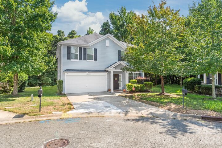 Property Photo:  6404 Lanzerac Manor Drive  NC 28269 