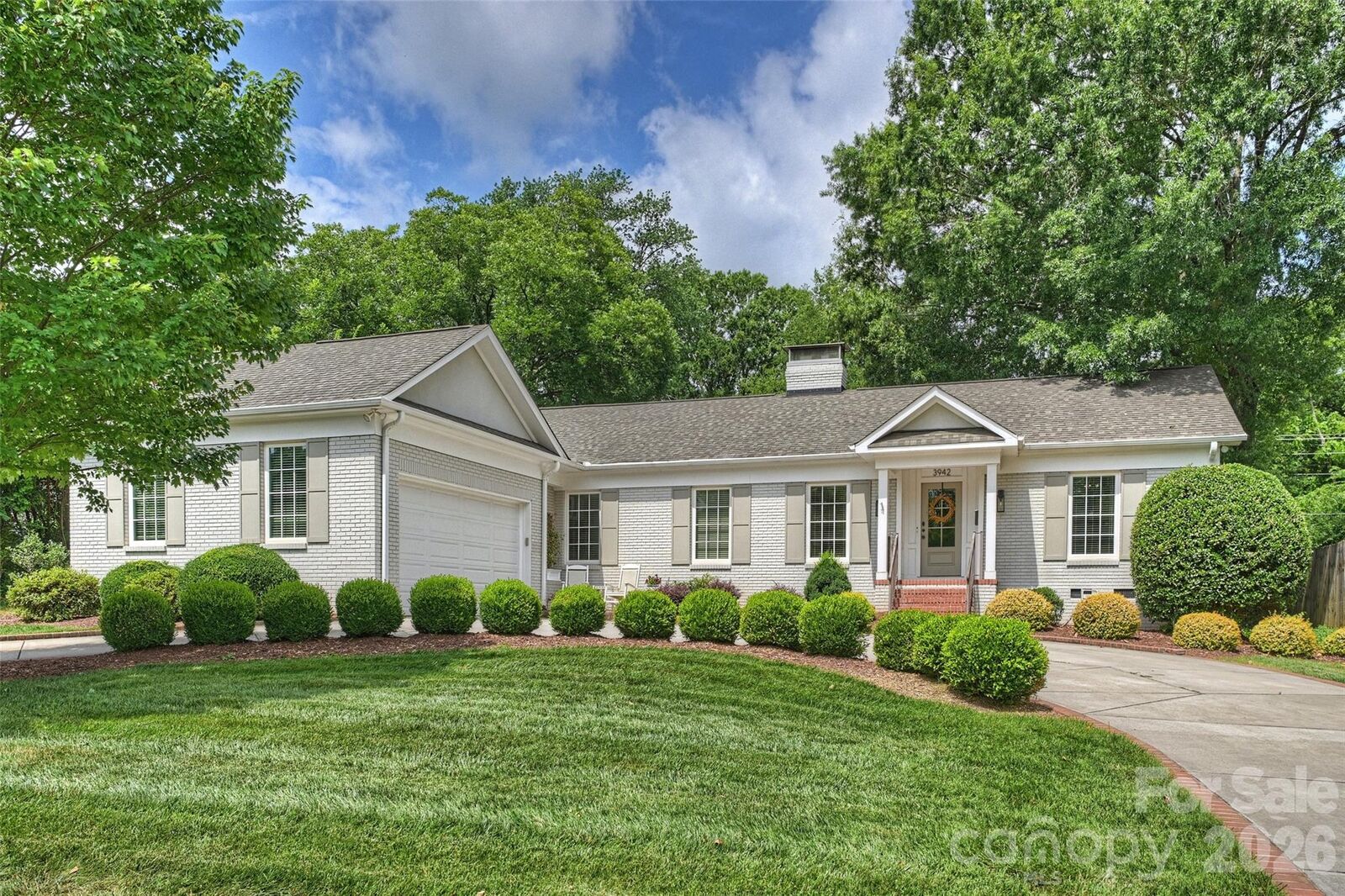 Property Photo:  3942 Barclay Downs Drive  NC 28209 