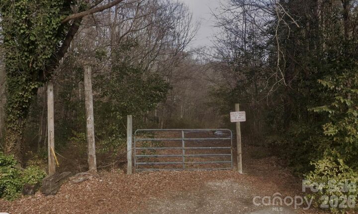 Property Photo:  290 Jefferson Court NE  NC 28025 