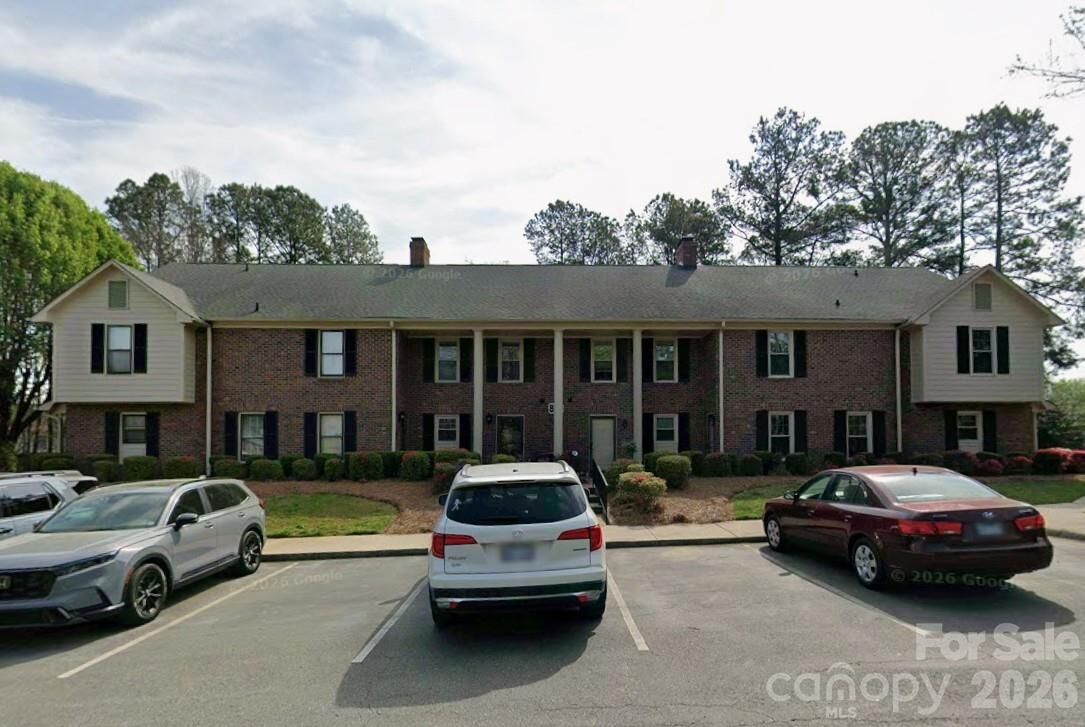 Property Photo: 813 Jamestown Drive 6 NC 28056