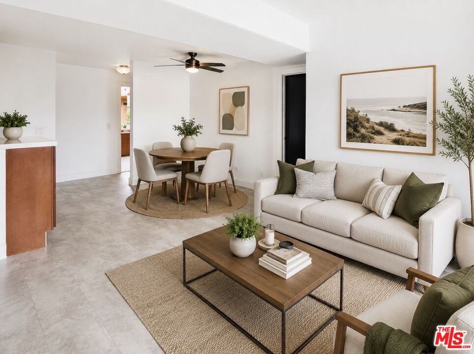 Property Photo: 2507 E 15th St, Unit 104 CA 90804
