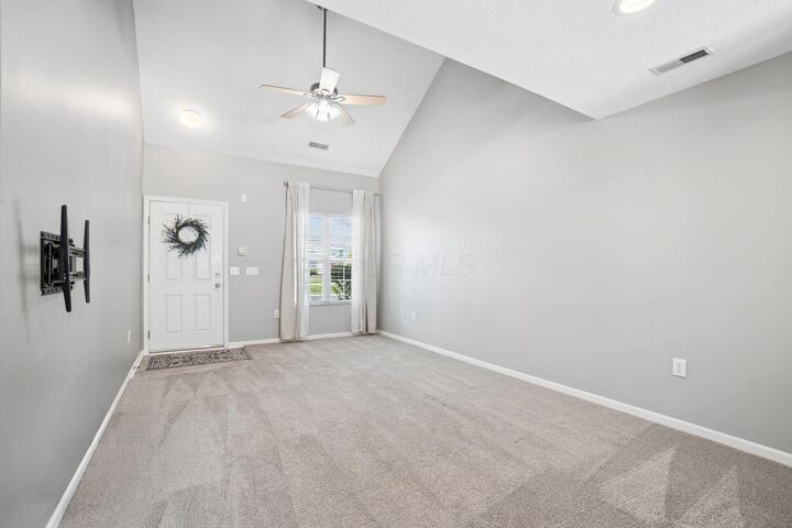 Property Photo:  7147 Colonial Affair Drive  OH 43054 