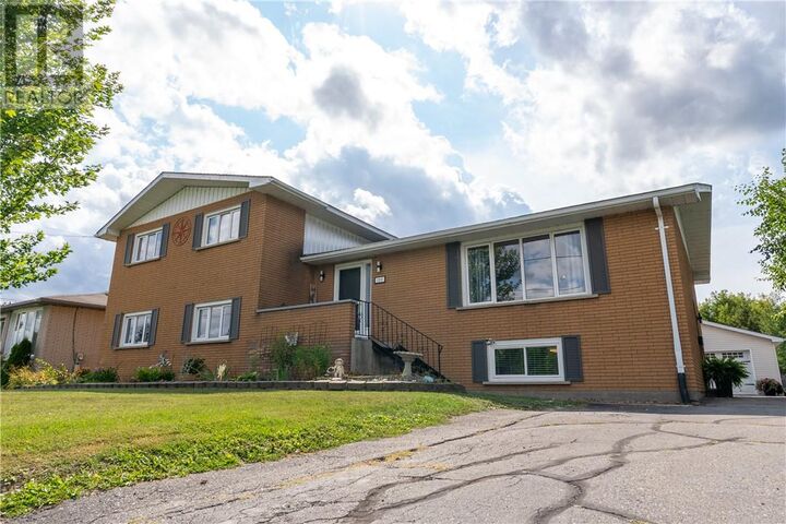 189 Rayside Avenue — photo 1
