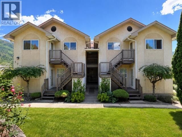 573 10th Avenue 4 — photo 1