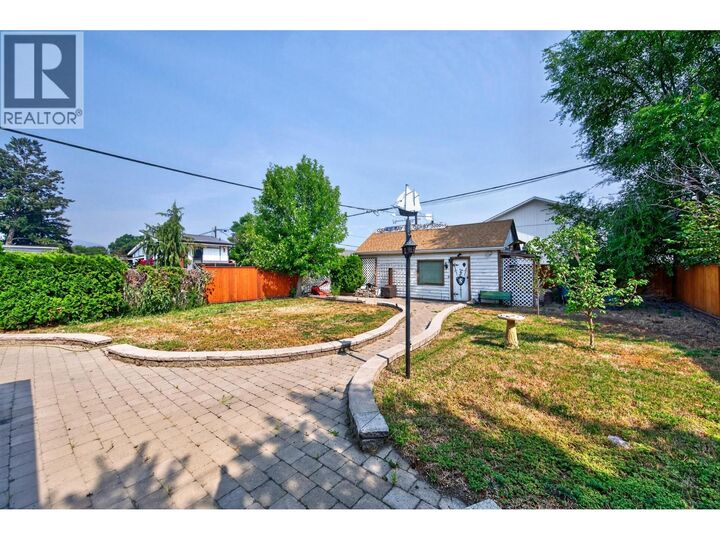 Property Photo:  376 Alexander Avenue  BC V2B 3R3 