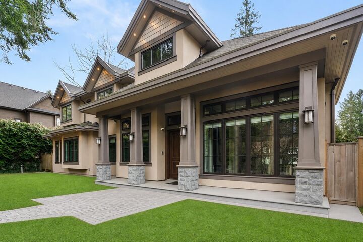 13096 24 Avenue — photo 1
