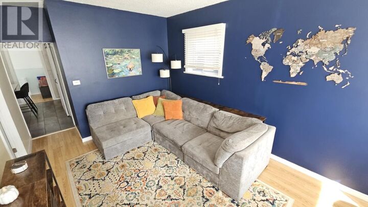 Property Photo: 1121 Centre Ave ON P7E 2X6