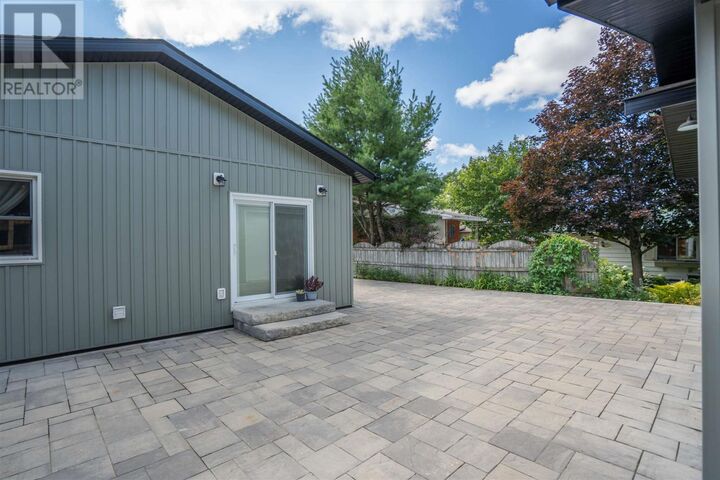 Property Photo:  69 Grandview Ave  ON P6B 3V7 