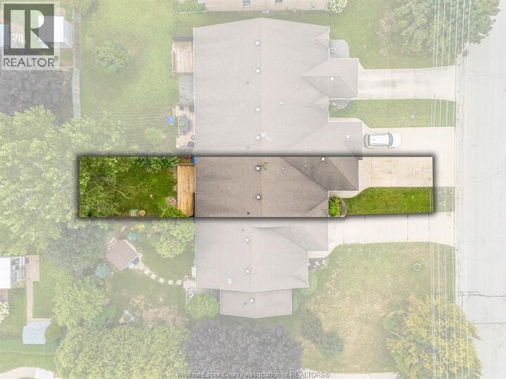 Property Photo:  341 Rockport Lane  ON N9Y 4B3 