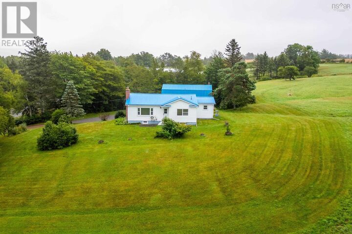 Property Photo: 18785 Highway 2 NS B0L 1C0