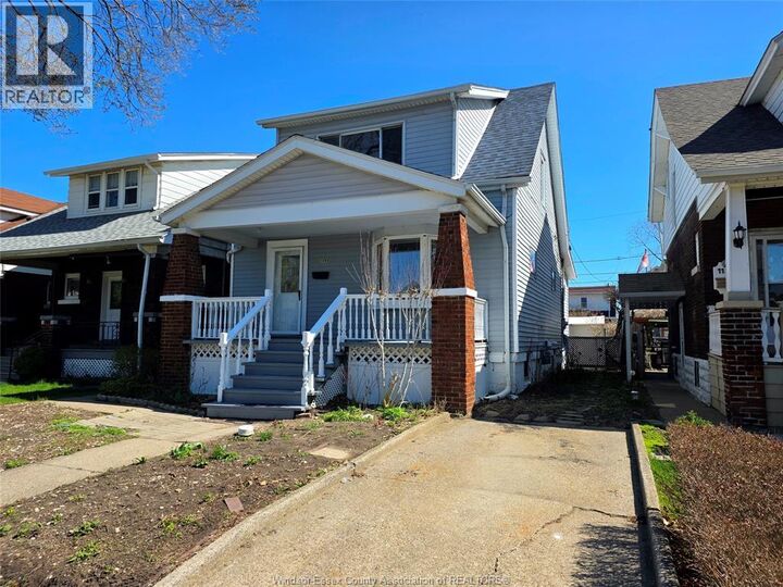 Property Photo:  1126 Louis Avenue  ON N9A 1Y2 