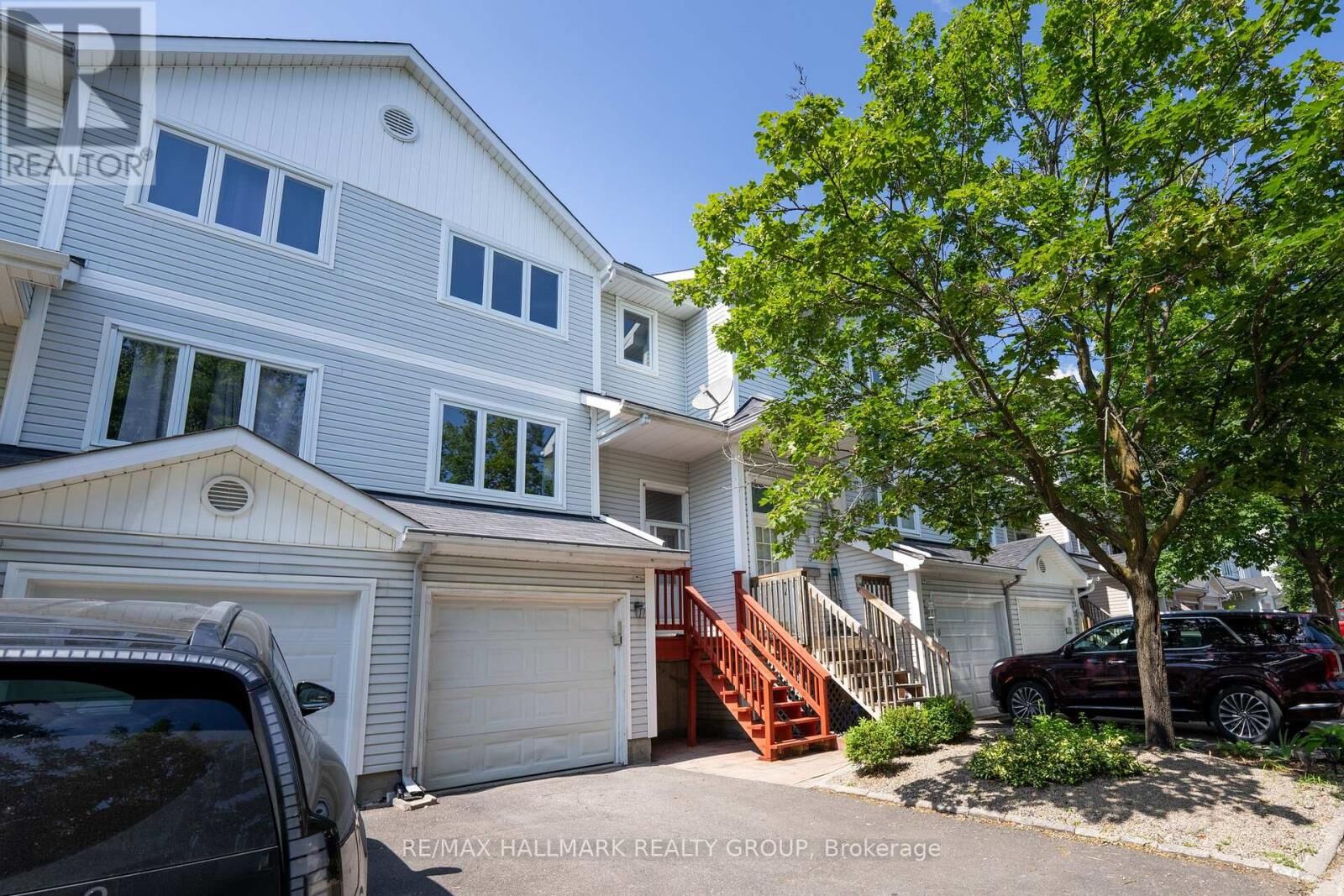 Property Photo: 3 Seth Private ON K1K 4R6