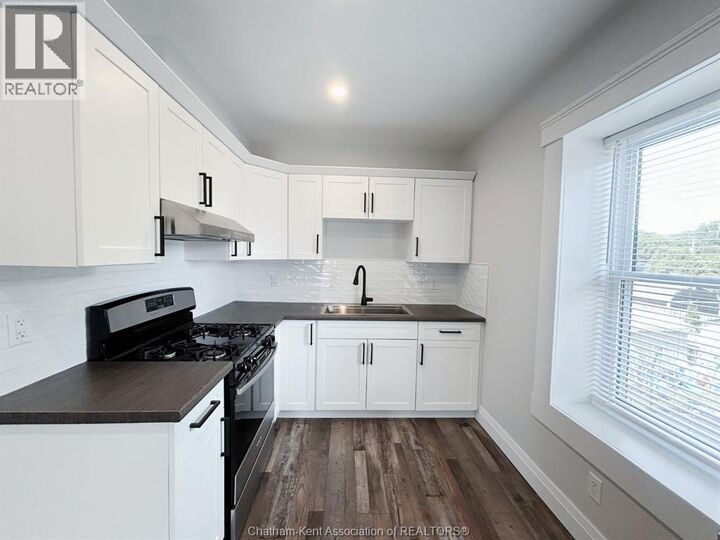Property Photo: 247 Selkirk Street ON N7L 1Z5