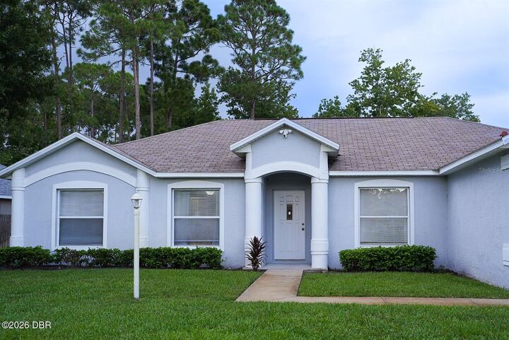 Property Photo: 49 Bayside Drive FL 32137