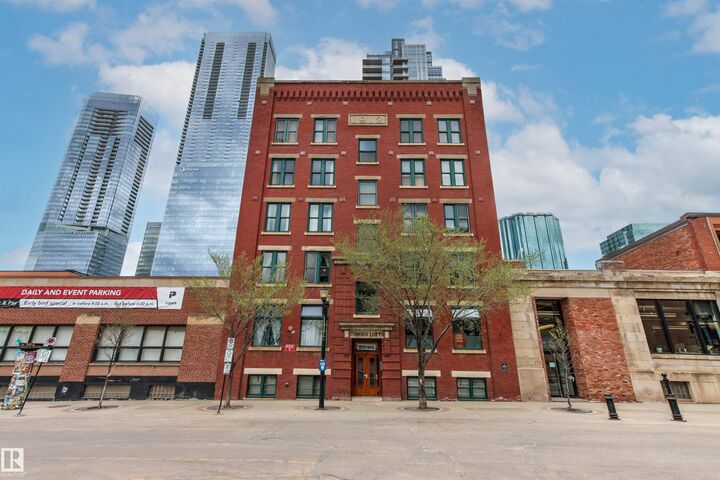 Property Photo:  10249 104 Street NW 401  AB T5J 1B1 