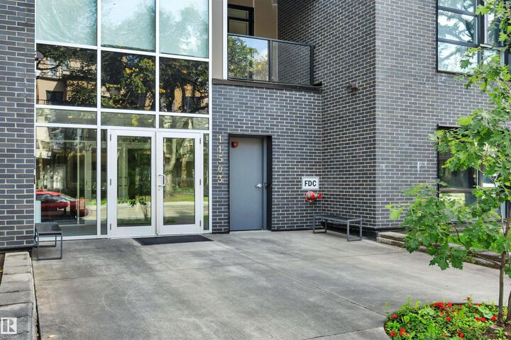 Property Photo:  11503 76 Avenue NW 410  AB T6G 0K6 