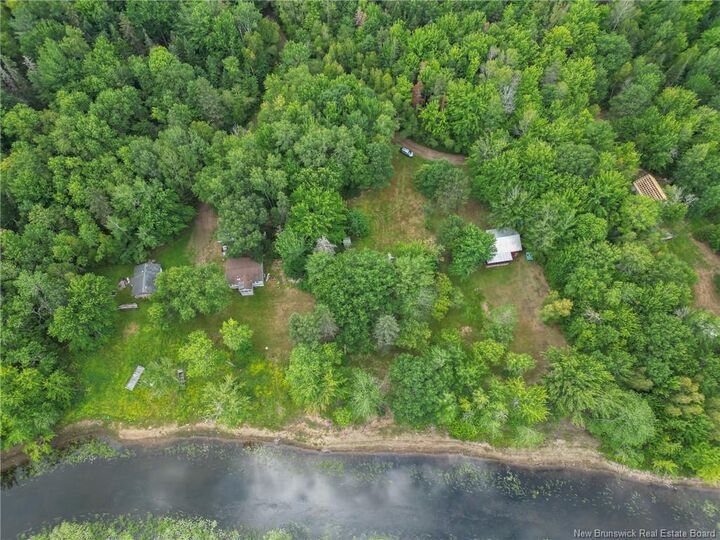 154 Whitcomb Road — photo 1