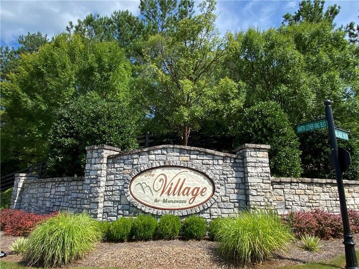 Property Photo:  101 Maplecrest Lane SE  GA 30161 