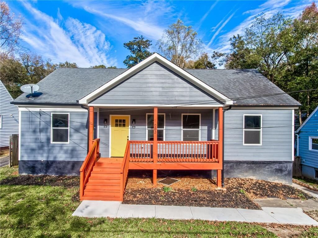 Property Photo: 1683 Kenmore Street SW GA 30311