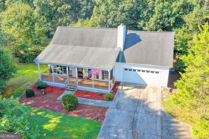 Property Photo:  85 Cypress Place  GA 30680 