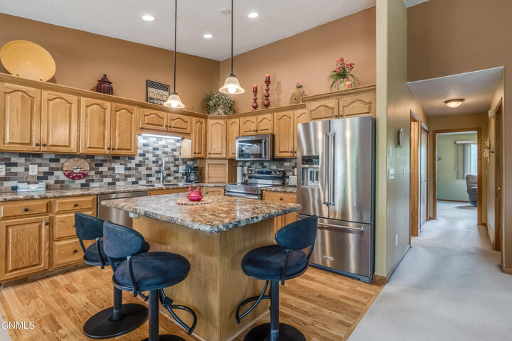 Property Photo:  1076 Westwood Street  ND 58504 