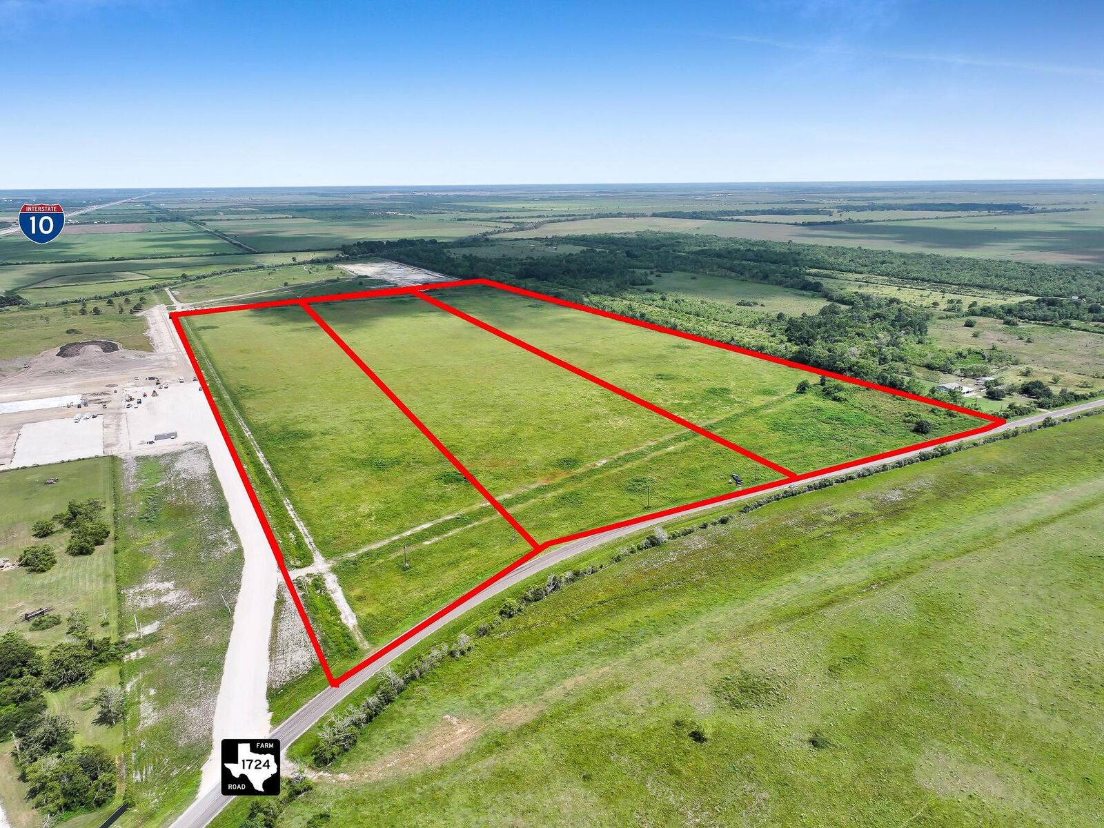 Property Photo:  Tr 1 S Fm-1724  TX 77514 