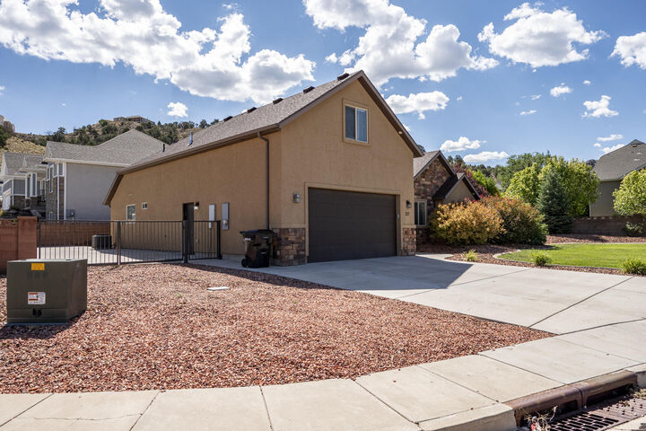Property Photo:  317 S Glen Canyon Dr  UT 84720 